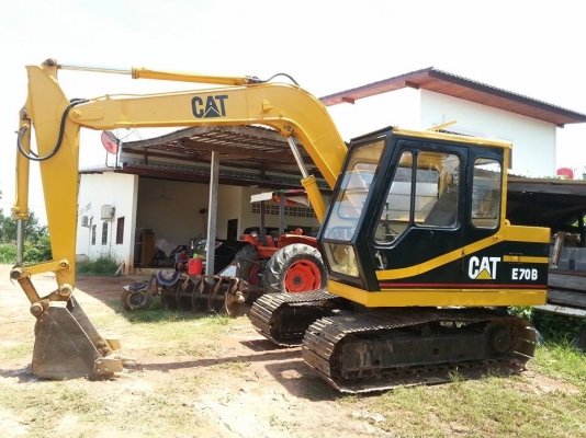 รถแม็คโครCAT E70 เครื่องมิตซู