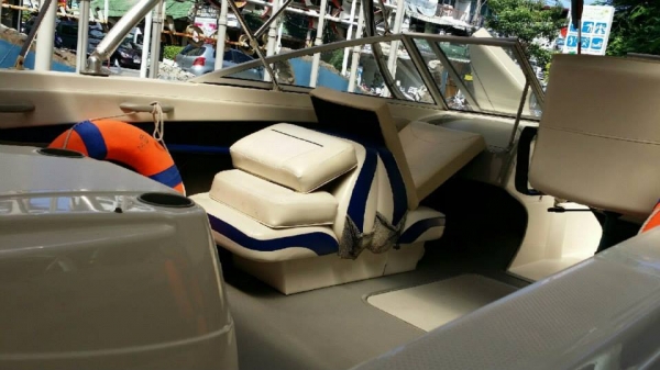 เรือ Bayliner/Mercury 195 สนใจติดต่อ 090-268-2228 เรือ Bayliner/Mercury 195 สนใจติดต่อ 090-268-2228