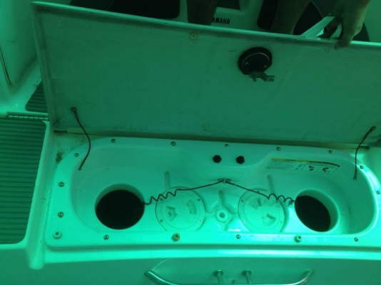 เรือ Yamaha AR230 สนใจติดต่อ 090-268-2228 เรือ Yamaha AR230 สนใจติดต่อ 090-268-2228