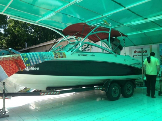 เรือ Yamaha AR230 สนใจติดต่อ 090-268-2228 เรือ Yamaha AR230 สนใจติดต่อ 090-268-2228