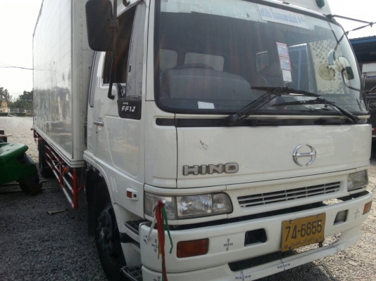 Hino 1J สมอทอง เครื่อง JO8C Turbo ตู้มิเนียม 3 บาน ยาว 7.20 เครื่องดี หัวดี ยางใหม่ คัสซีสวย สภาพพร้อมใฃ้ ปี 48 Hino 1J สมอทอง เครื่อง JO8C Turbo ตู้มิเนียม 3 บาน ยาว 7.20 เครื่องดี หัวดี ยางใหม่ คัสซีสวย สภาพพร้อมใฃ้ ปี 48