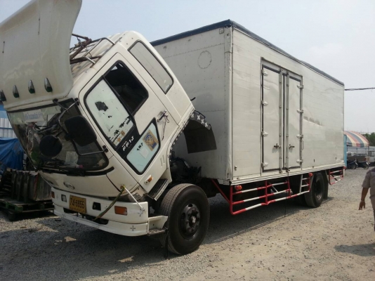 Hino 1J สมอทอง เครื่อง JO8C Turbo ตู้มิเนียม 3 บาน ยาว 7.20 เครื่องดี หัวดี ยางใหม่ คัสซีสวย สภาพพร้อมใฃ้ ปี 48