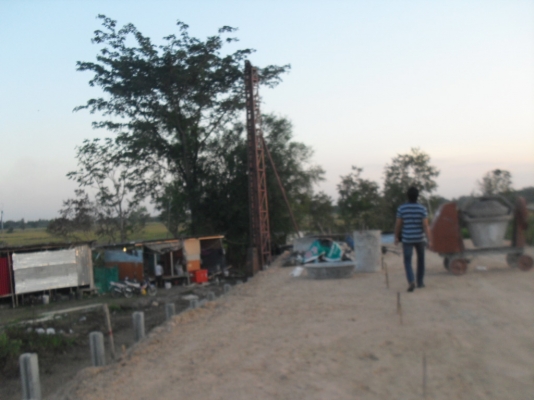 ตอกเสาเข็มเขื่อนกำแพงดินพัง บ้าน อาคาร รีสอท คอนโด งานนั่งร้านทั้งบนบกและในนำ้