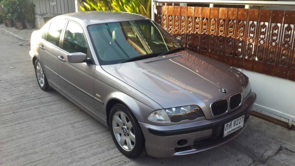 BMW 323i SE ปี 2001 Full Option