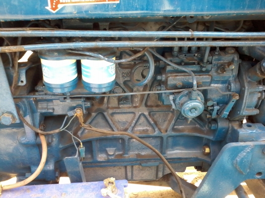 ปิดการขายขายรถไถฟอร์ด เสื้อลาย 6610 มีทะเบียน