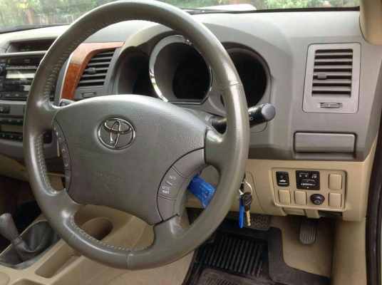 Fortuner 3.0 V 2010 4WD Auto ตัว Top Full option