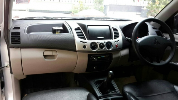 Triton CNG 2011 ตัว Top