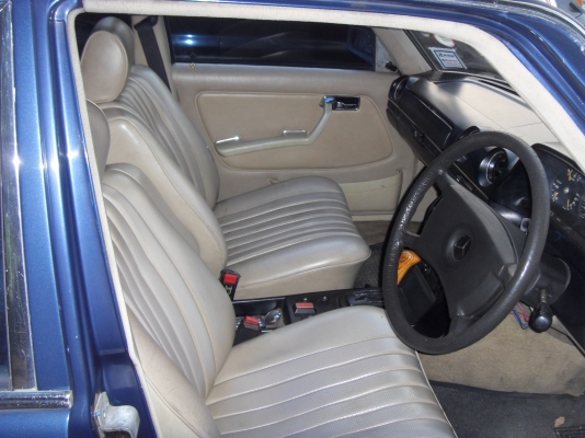 ขาย BENZ 230E W123