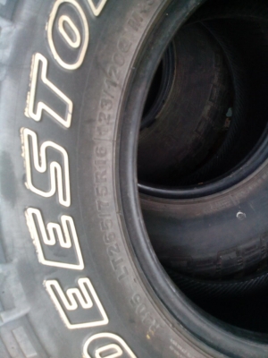 ขายยางMud  265/75/16 ปี 13 สวยๆครับ