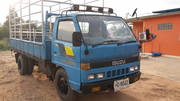 ขาย หกล้อ NKR 110 HP  พร้อมลุยงาน ราคาเบาๆ