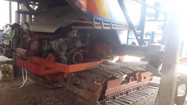 รถเกี่ยวอุ้มข้าว พร้อมใช้งาน