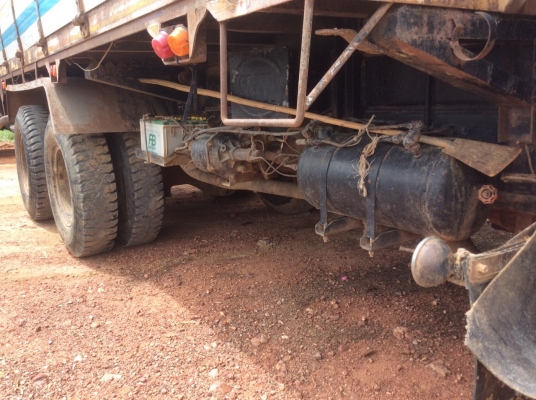 ขายHINO F18แท้( 2เพลาดั๊ม เครื่อง180แรง) ยางใหม่10เส้น เครื่องดี ครัทซีดี หัวมีผุบ้างเดิมๆตามสภาพ ภาษีไม่ขาด ขาย 670,000 บาท