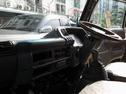 ขาย รถบบรทุก 4 ล้อ ISUZU NKR ELF