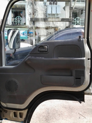 ขาย รถบบรทุก 4 ล้อ ISUZU NKR ELF