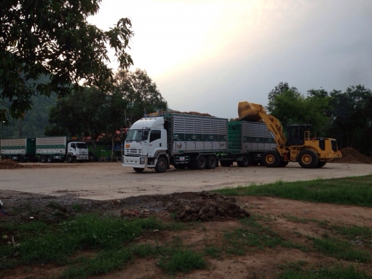 ขายด่วน!!! ISUZU เครื่อง 360 แรง ดัมพ์คอกเกษตร รถได้ 2 เดือน ไมล์ไม่ถึงหมื่น ส่งงวดต่อ 80,000 บาท เปลี่ยนสัญญาได้