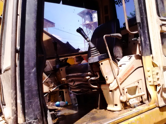 ขายครับ แม็คโค CAT 320 รุ่น 1 เอกสาร เล่มทะเบียน พร้อมใช้ครับ