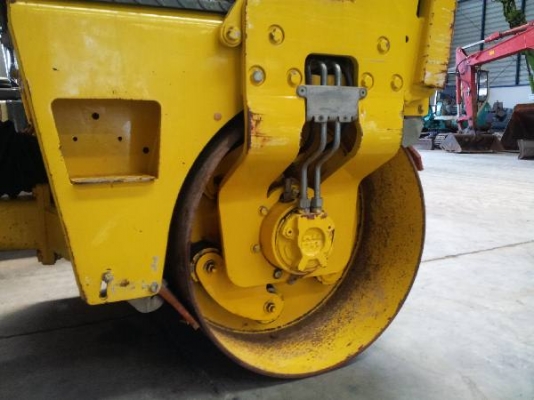 รถบด ล้อเหล็ก 2.7 ตัน: Bomag BW100AD-3  รถนอก นำเข้า by kung0813062283