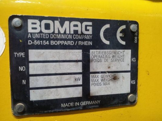 รถบด ล้อเหล็ก 2.7 ตัน: Bomag BW100AD-3  รถนอก นำเข้า by kung0813062283