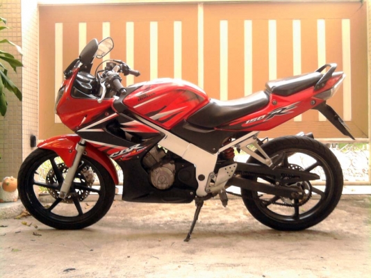 ขออนุญาติขาย HONDA CBR 150 กุญแจ 2 ชั้น ลายไฟ สตา์ร์ทมือ โอนให้ฟรีครับ