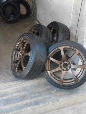 แม๊กสวยๆ ขอบ 17 ขนาด 4 รู พร้อมยาง 205/45R17 17X7JJ มี 4 ล้อ TEL.081-427-3941 แม๊กสวยๆ ขอบ 17 ขนาด 4 รู พร้อมยาง 205/45R17 17X7JJ มี 4 ล้อ TEL.081-427-3941