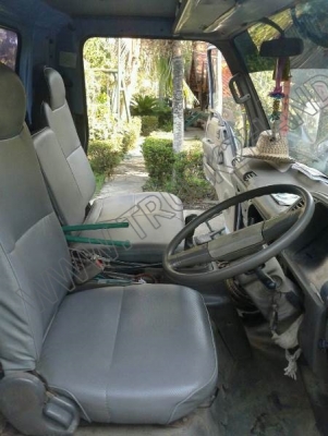 รถบรรทุก 6 ล้อดั้มพ์ ISUZU NPR 120