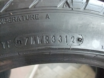 ยาง Dunlop 195/45/16 ปี12