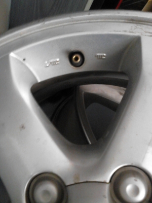 แม๊ก ISUZU ขอบ 16 ขนาด 6 รู 16X7JJ มี ชุด 4 วง TEL.081-427-3941 แม๊ก ISUZU ขอบ 16 ขนาด 6 รู 16X7JJ มี ชุด 4 วง TEL.081-427-3941