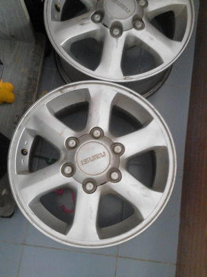 แม๊ก ISUZU ขอบ 16 ขนาด 6 รู 16X7JJ มี ชุด 4 วง TEL.081-427-3941 แม๊ก ISUZU ขอบ 16 ขนาด 6 รู 16X7JJ มี ชุด 4 วง TEL.081-427-3941