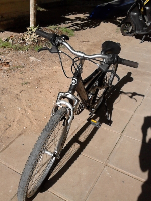 ขายจักรยาน ของนอกจากญี่ปุ่น โช๊ดหน้า โช๊คกลาง มี 1 คัน TEL.081-427-3941