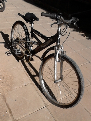 ขายจักรยาน ของนอกจากญี่ปุ่น โช๊ดหน้า โช๊คกลาง มี 1 คัน TEL.081-427-3941