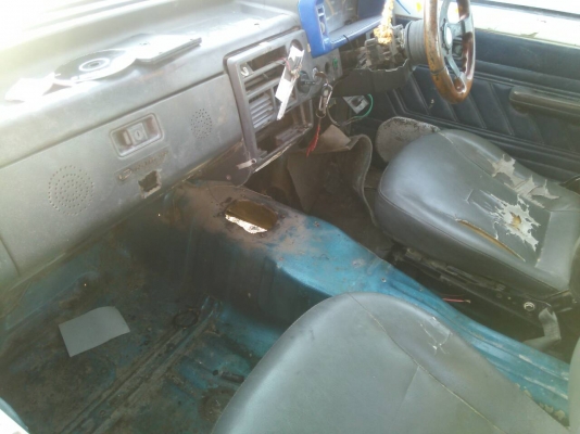 ขาย FORD กระบะครับ ขาย FORD กระบะครับ