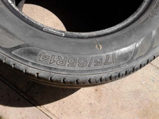 ขอบ 14 หายาก 175/65R14 FIRESTONE TZ700 มี 2 เส้น TEL.081-427-3941 ขอบ 14 หายาก 175/65R14 FIRESTONE TZ700 มี 2 เส้น TEL.081-427-3941