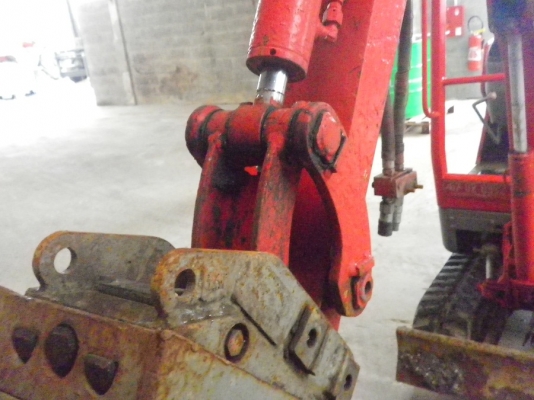 Yanmar B15-3 สนใจโทร 083 081 2889 ฟ้า