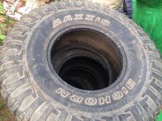 ขาย ยาง 35*12.50  15r