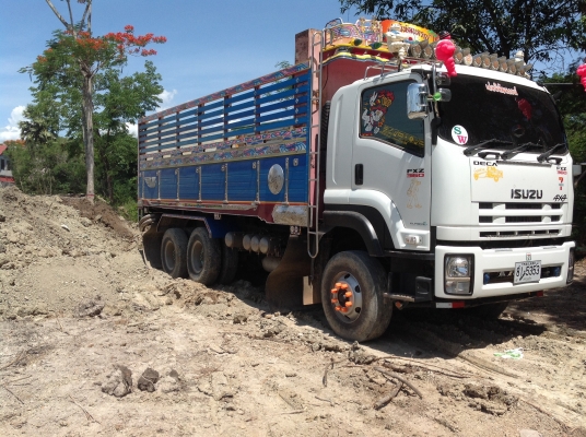 ขาย Isuzu decade 360 2เพลาดั้ม รถปี56 วิ่ง7หมื่นโล