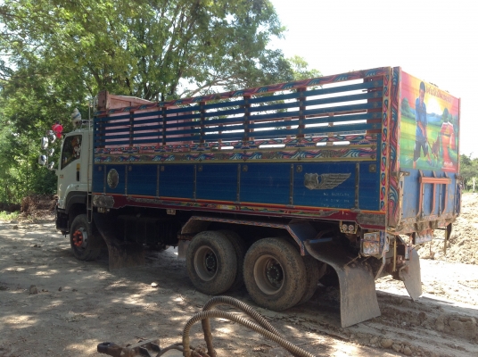 ขาย Isuzu decade 360 2เพลาดั้ม รถปี56 วิ่ง7หมื่นโล ขาย Isuzu decade 360 2เพลาดั้ม รถปี56 วิ่ง7หมื่นโล