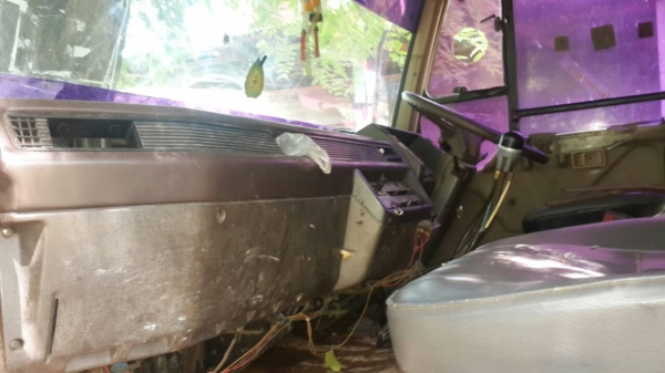 ขายสิบล้อ FN 527 MA เครือง terbo เกียร์ลายช่วงล่างเบรคใหญ่ รถสภาพพร้อมใช้งาน มีแอร์ 0811838154 ขายสิบล้อ FN 527 MA เครือง terbo เกียร์ลายช่วงล่างเบรคใหญ่ รถสภาพพร้อมใช้งาน มีแอร์ 0811838154