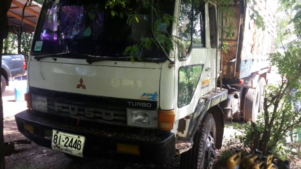 ขายสิบล้อ FN 527 MA เครือง terbo เกียร์ลายช่วงล่างเบรคใหญ่ รถสภาพพร้อมใช้งาน มีแอร์ 0811838154 ขายสิบล้อ FN 527 MA เครือง terbo เกียร์ลายช่วงล่างเบรคใหญ่ รถสภาพพร้อมใช้งาน มีแอร์ 0811838154