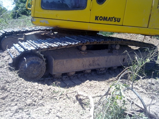 รถขุด Komatsu PC200-6