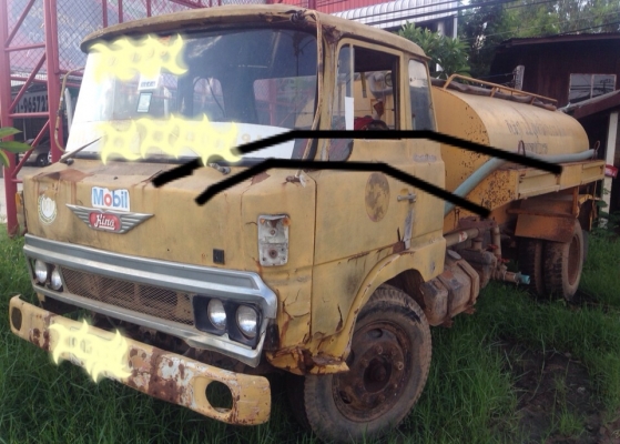 HINO KL 340 - 145 HP EC100 รถหกล้อใหญ่บรรทุกถังน้ำ รถสภาพดีพร้อมใช้งานครับ ภายในห้องเก๋งคอนโซลครบ เครื่องแรงดี ช่วงล่างคัชซีไม่มีบวม ถังบรรจุน้ำ 6,000 ลิตรมีอุปกรณ์ครบวาวล์เปิดปิดน้ำใช้การได้ดีครับ เอกสารเล่มทะเบียนชุดโอนครบพร้อม ราคาต่อรองได้ครับ