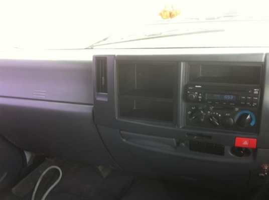 ISUZU FRR 210 แรง ปี 2011 ตู้บรรทุก 10 บาน
