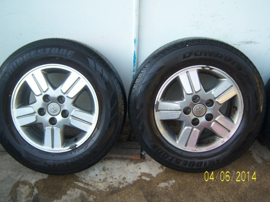 แม็กพร้อมยาง 205 ุ70 15 1ชุด