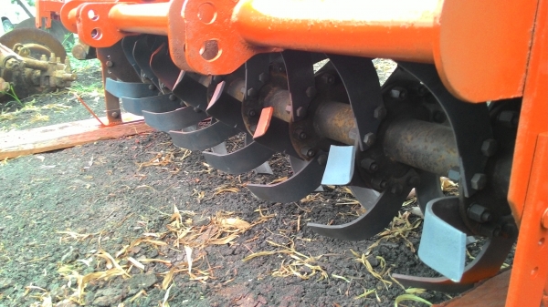 L3608 ฟรีอุปกรณ์ 2ชิ้น ใบดันหน้า โรตารี่ตราช้าง1.6  พึ่งเปลี่ยนยางหน้าใหม่ เล่มพร้อมโอน จัดโปร ส่งฟรีทั่วไทยครับผม