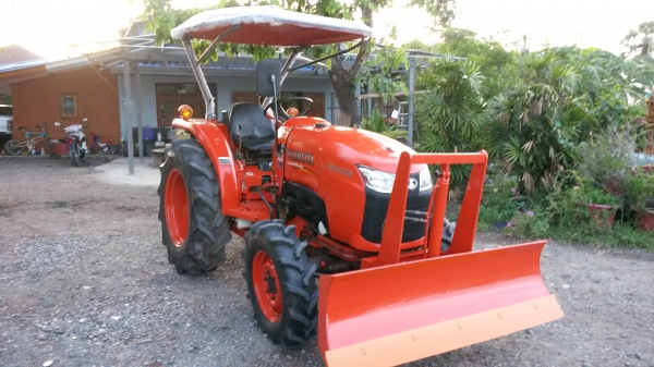 L3608 ฟรีอุปกรณ์ 2ชิ้น ใบดันหน้า โรตารี่ตราช้าง1.6  พึ่งเปลี่ยนยางหน้าใหม่ เล่มพร้อมโอน จัดโปร ส่งฟรีทั่วไทยครับผม