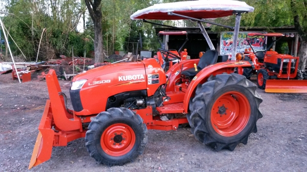 L3608 ฟรีอุปกรณ์ 2ชิ้น ใบดันหน้า โรตารี่ตราช้าง1.6  พึ่งเปลี่ยนยางหน้าใหม่ เล่มพร้อมโอน จัดโปร ส่งฟรีทั่วไทยครับผม