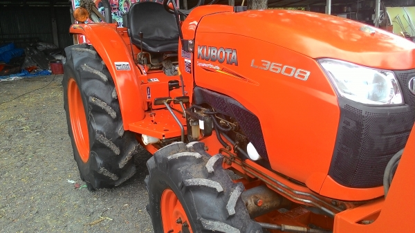 L3608 ฟรีอุปกรณ์ 2ชิ้น ใบดันหน้า โรตารี่ตราช้าง1.6  พึ่งเปลี่ยนยางหน้าใหม่ เล่มพร้อมโอน จัดโปร ส่งฟรีทั่วไทยครับผม