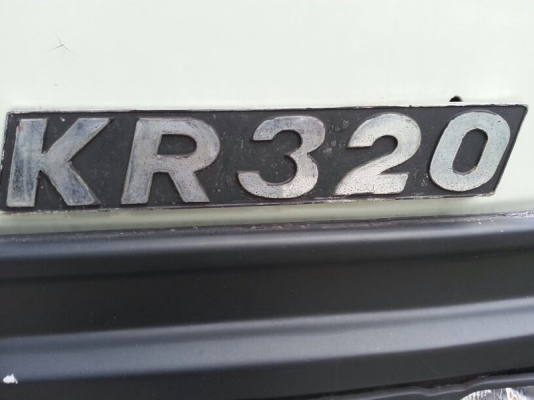 รถฮีโน่ 6 ล้อ บรรทุกน้ำ KR320 / 150 แรงม้า. ปี 54 สนใจติดต่อ 081 - 6079515 รถฮีโน่ 6 ล้อ บรรทุกน้ำ KR320 / 150 แรงม้า. ปี 54 สนใจติดต่อ 081 - 6079515