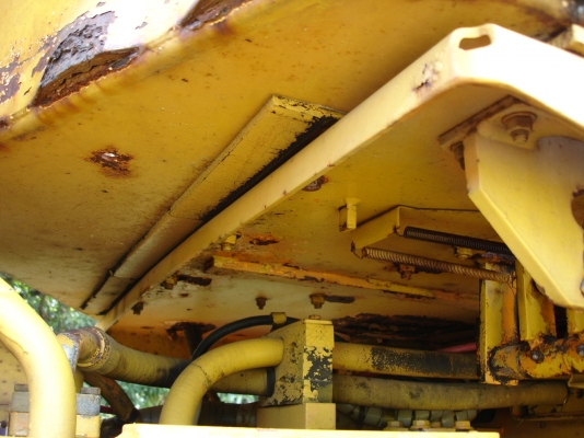 ขายรถตัก Komatsu 510 ; รถเก่าญี่ปุ่น 100\%;  สภาพสวยพร้อมใช้งานได้ทันที สนใจติดต่อ 081-9485494