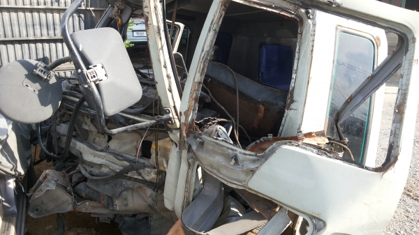 หัวเก๋งสืงไฮเทคชนซ้ายมาตามสภาพหรือแยกขายอะไหล่ทั้งหัว