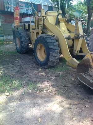 รถตักKOMATSUรุ่น521-เอวอ่อน